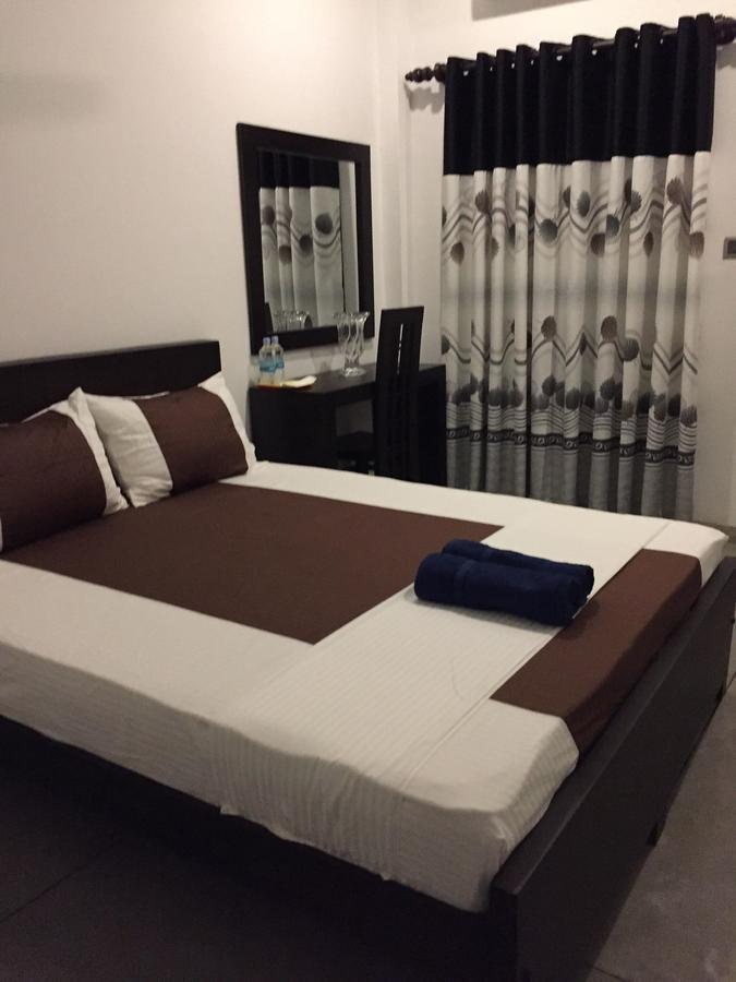 Us Motel Colombo Homagama Экстерьер фото
