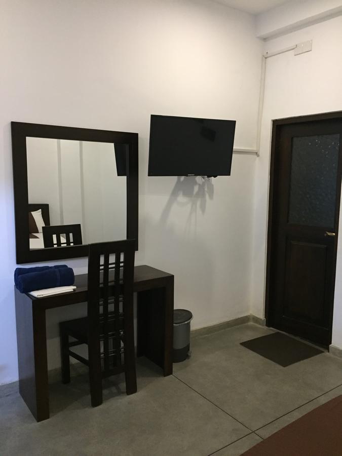 Us Motel Colombo Homagama Экстерьер фото