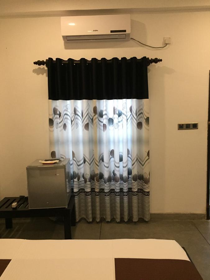 Us Motel Colombo Homagama Экстерьер фото